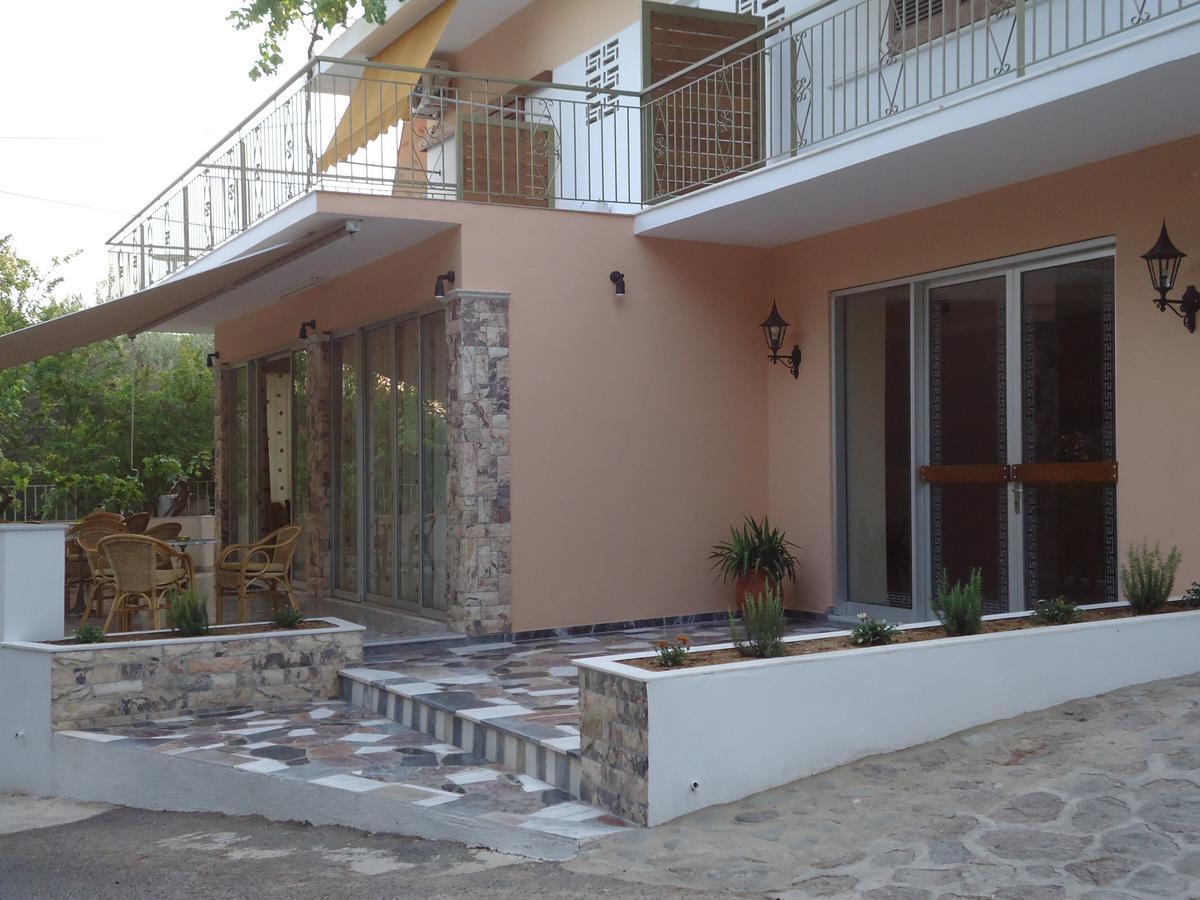 Hermes Agia Marina  Esterno foto