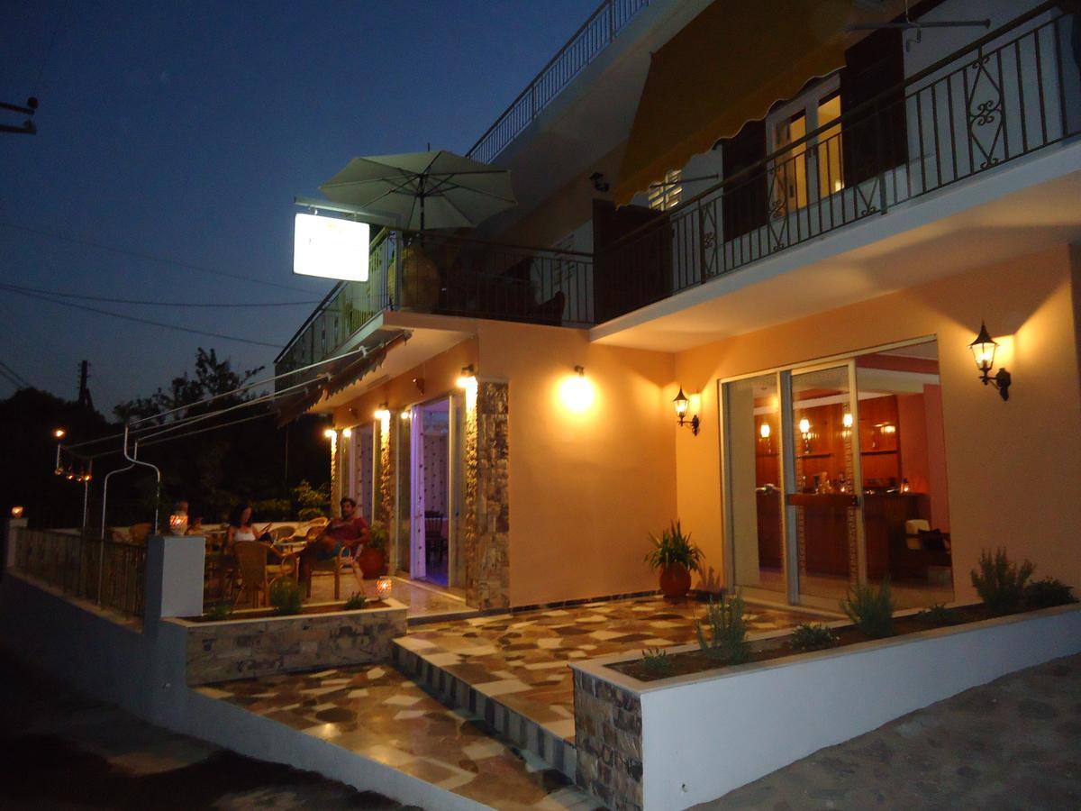 Hermes Agia Marina  Esterno foto